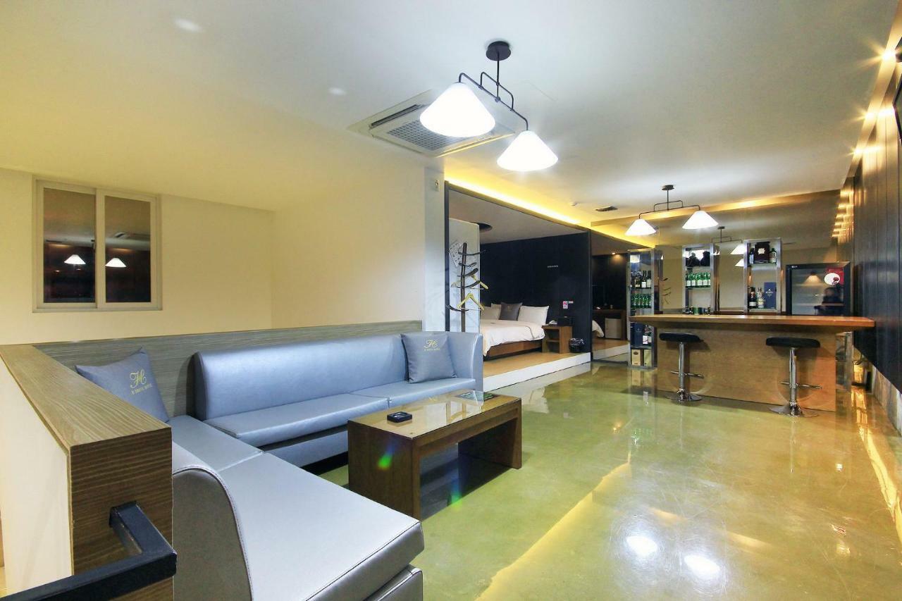 H大道酒店 Iksan 外观 照片